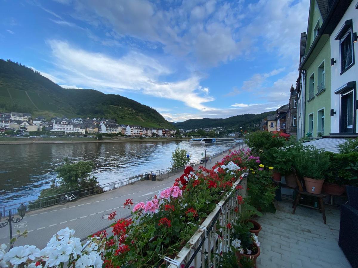 Holiday Apartment Mit Moselblick Im Moselhaus كوتشيم المظهر الخارجي الصورة