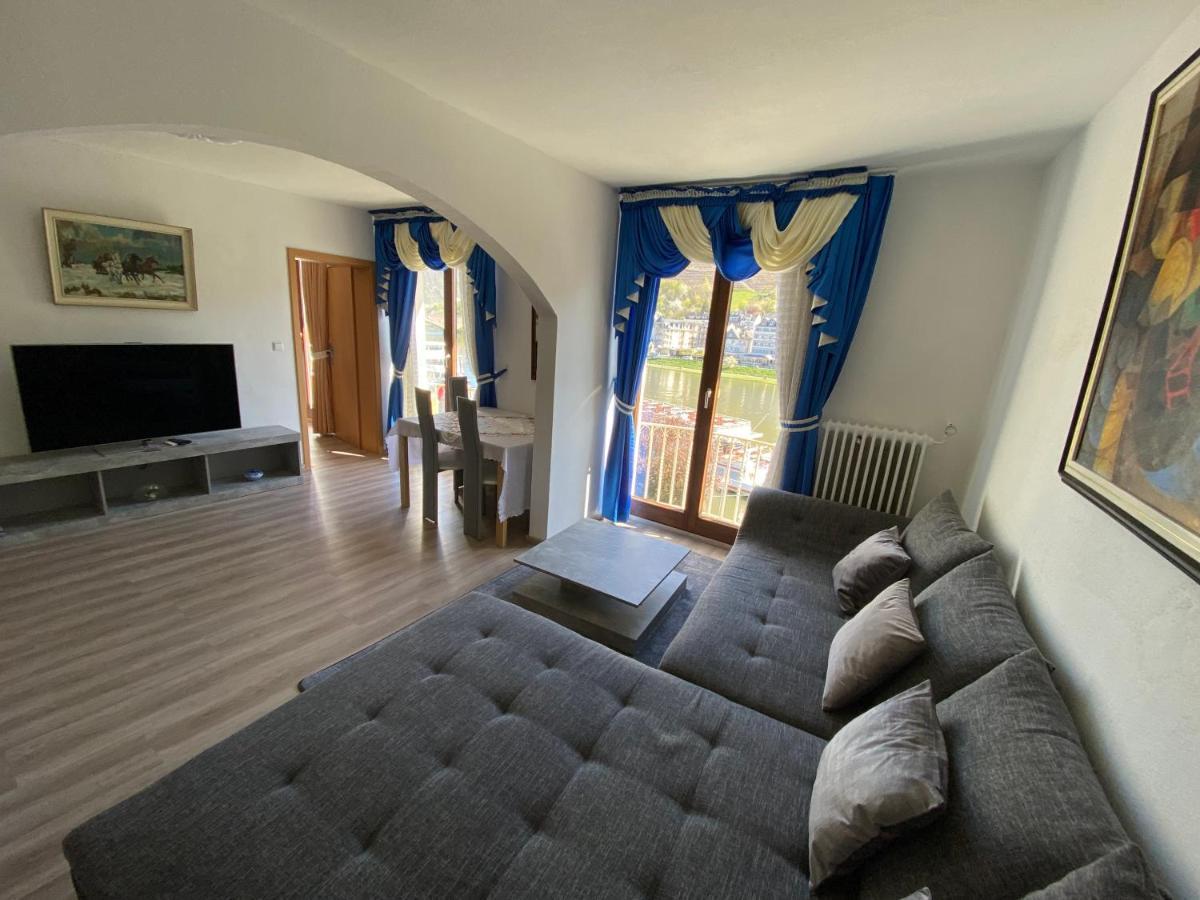 Holiday Apartment Mit Moselblick Im Moselhaus كوتشيم المظهر الخارجي الصورة