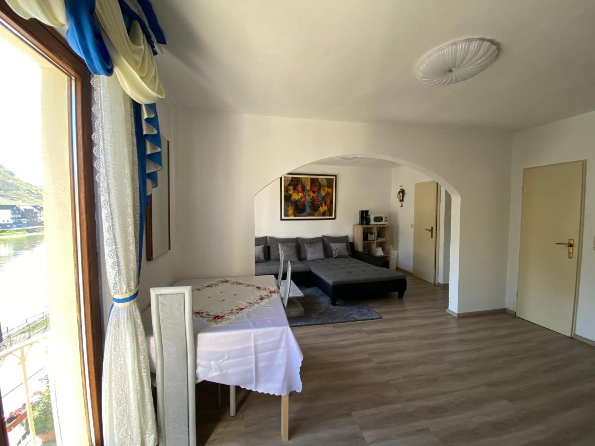 Holiday Apartment Mit Moselblick Im Moselhaus كوتشيم المظهر الخارجي الصورة